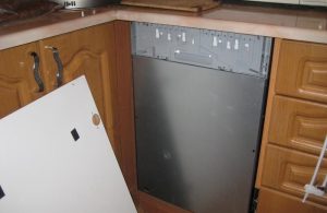 Установка фасада на посудомоечную машину в Рубцовске